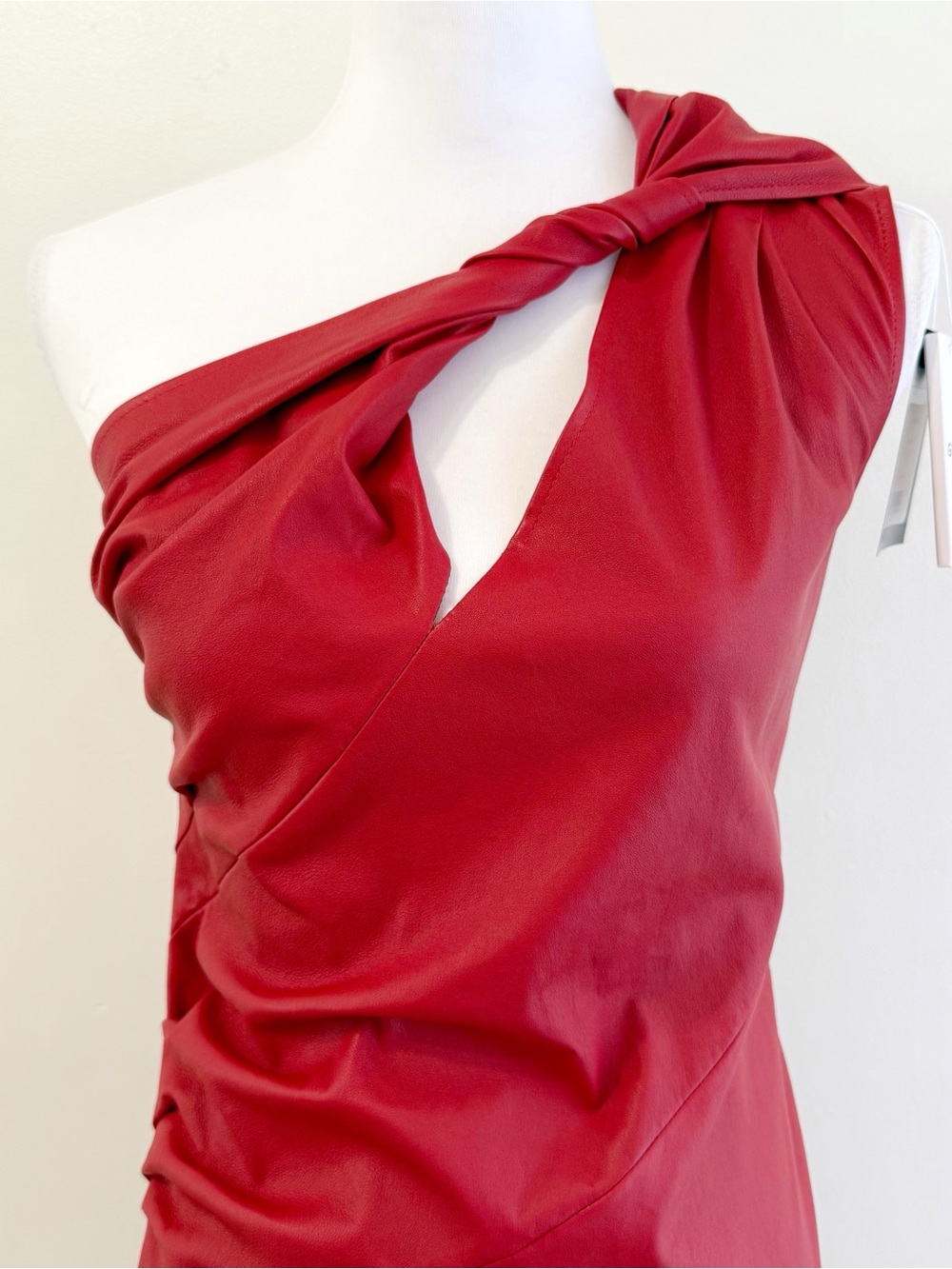 GIVENCHY RED LEATHER ONE SHOULDER TWISTED CUT OUT NECK DRAPED MINI DRESS - Picture 3 of 12